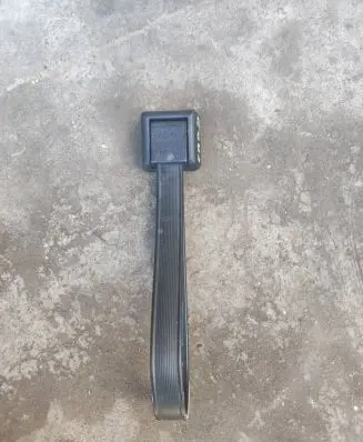 Volkswagen Caddy Rear door handle trim 7H0829621