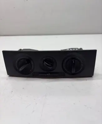 Skoda Fabia Mk1 (6Y) Climate control unit 6Y0819045A 901511810001