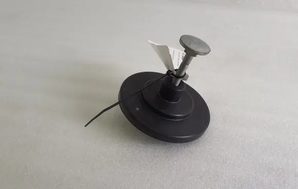 Maserati Levante Spare wheel bolt 