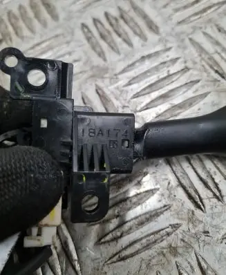Toyota Corolla Verso AR10 Cruise control stalk 18A174