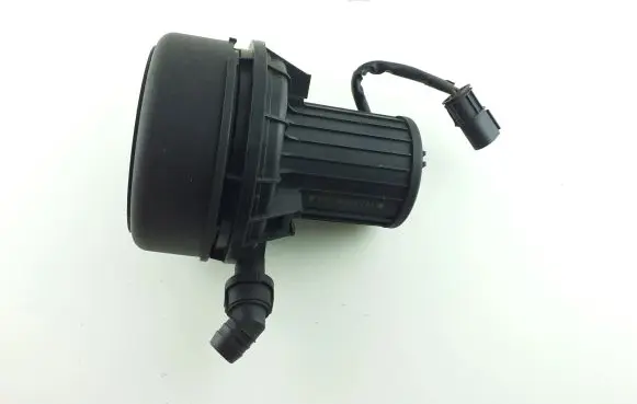 BMW X3 E83 Secondary air pump 7514953 KL8669