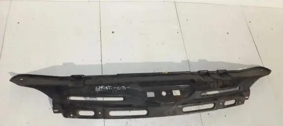 Mercedes-Benz Sprinter W901 W902 W903 W904 Radiator support slam panel bracket 