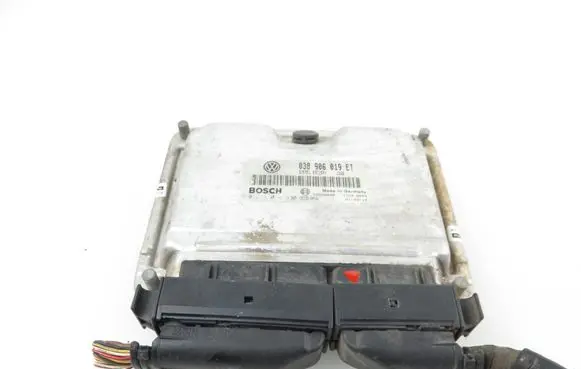 Volkswagen Sharan Engine control unit/module 0231010630 038906019ET