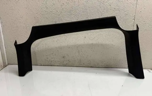 Tesla Model X (D) pillar trim (bottom) 105233394F 105367600C