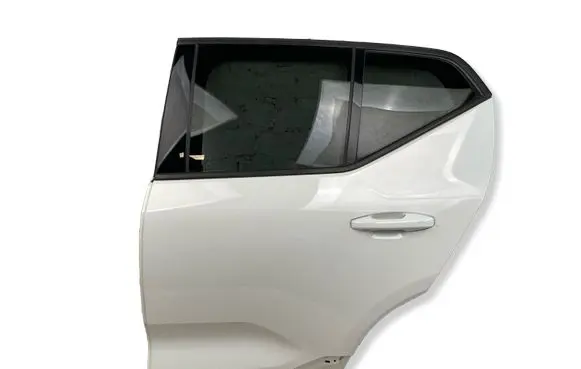 Volvo XC40 Rear door 