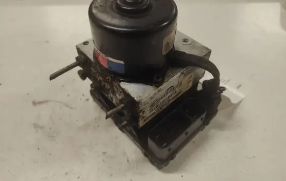 Jeep Cherokee ABS Pump 56041821AA 25094602393 U2R2B21F33