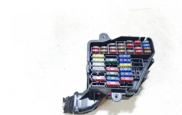 Volkswagen Golf IV Fuse box set