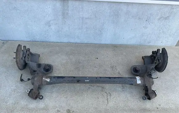 Opel Mokka Rear axle beam 95325748