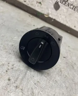 Skoda Fabia Mk2 (5J) Light switch 3B0941531B K33496