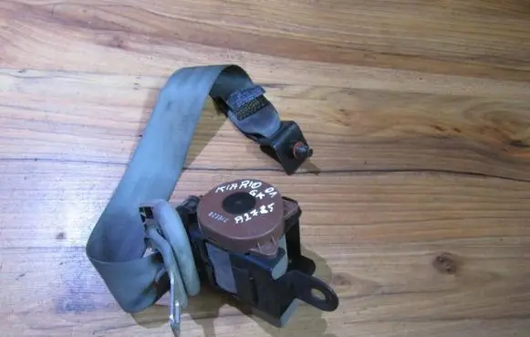 KIA Rio Rear seatbelt 22ee20 0602