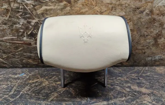 Maserati Quattroporte Rear seat headrest 