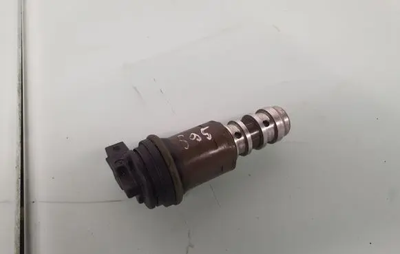 BMW X5 E70 Camshaft vanos timing valve 1707323 11361707323