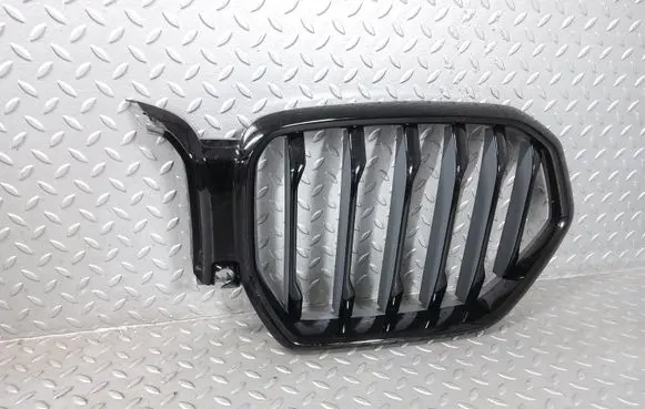 BMW X6 G06 Front bumper upper radiator grill 8494884 8494885
