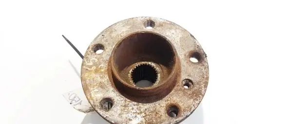 BMW X5 E53 Rear wheel hub