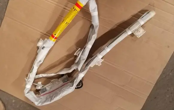 Toyota Yaris Roof airbag 