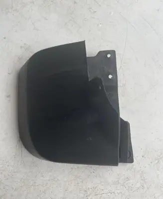 Mitsubishi L200 Rear mudguard MN117454