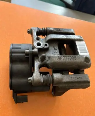 Opel Astra L Rear brake caliper 9819059380 12322400003804