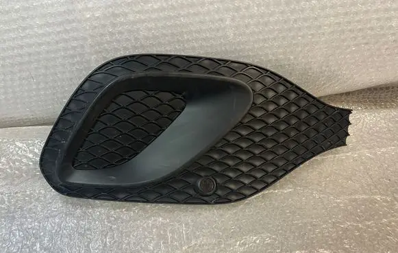 Mercedes-Benz GLA H247 Front bumper lower grill A2478850804