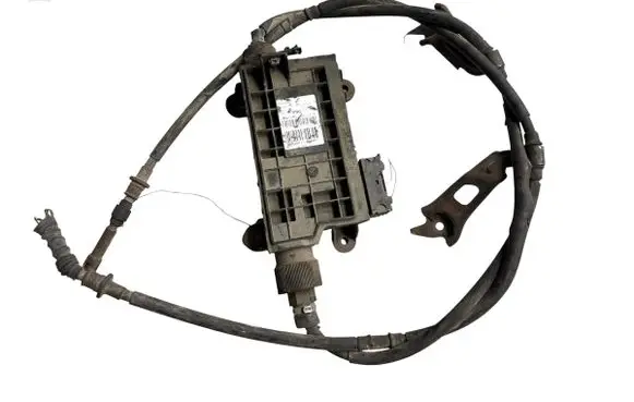 Toyota Avensis T270 Hand brake control module 4630005010 4630005011 4630005012