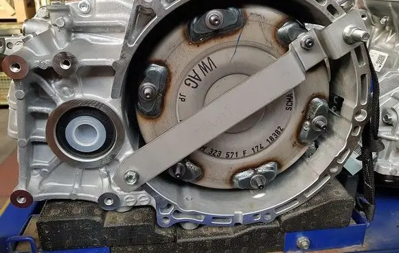 Volkswagen Golf IV Automatic gearbox 09M300036S