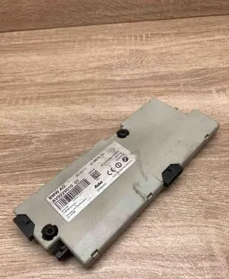 BMW 5 F10 F11 Antenna control unit 9229010