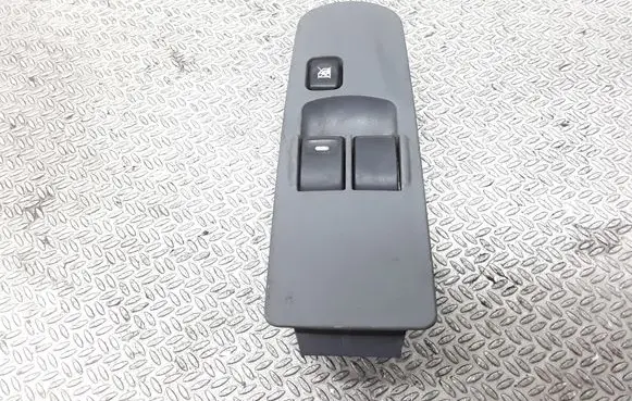 Mitsubishi Colt Electric window control switch MR587477