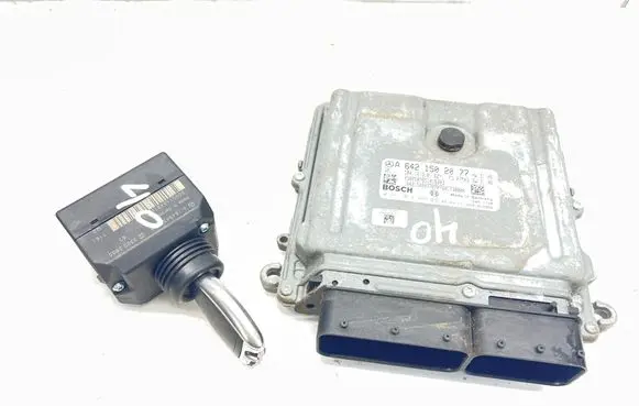 Mercedes-Benz ML W164 Engine ECU kit and lock set A1645450908 A6421502077 0281013969