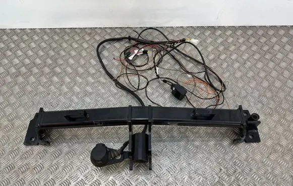 BMW 5 F10 F11 Tow bar set 303398600001