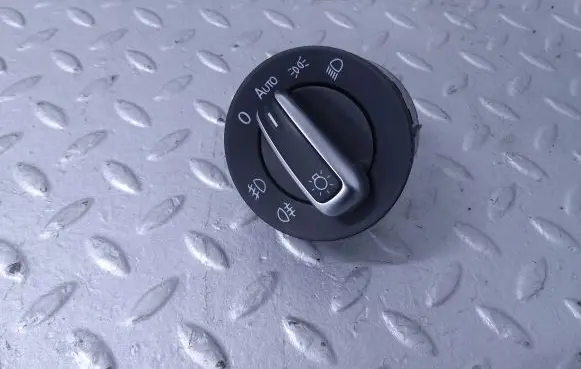 Volkswagen PASSAT B8 USA Light switch 3C8941431AB