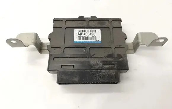 Mitsubishi Pajero ABS control unit/module MR400420