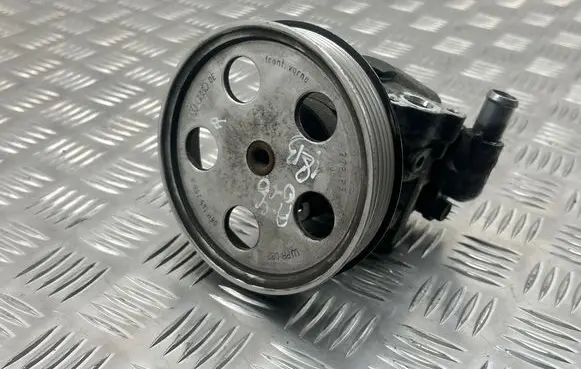 Audi A4 S4 B8 8K Power steering pump 8K0145153F 87175090