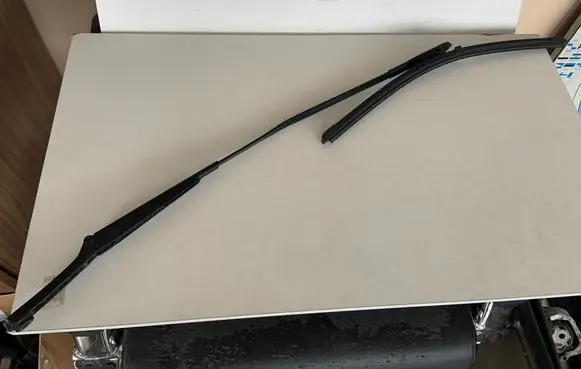 Audi A7 S7 4G Front wiper blade arm 4G1955408D