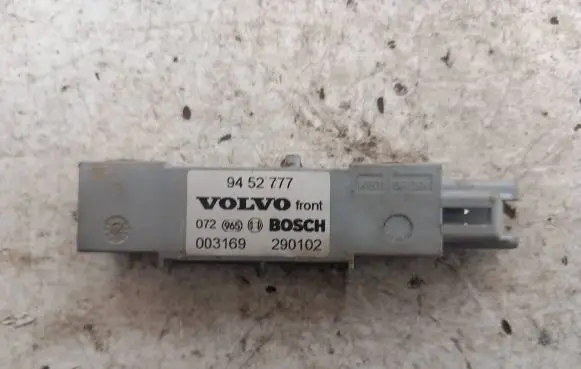 Volvo V70 Airbag deployment crash/impact sensor 9452777