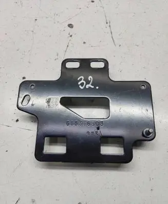 BMW X5 G05 Distronic sensor bracket 688386503 273A
