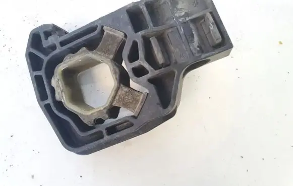 BMW 5 GT F07 Radiator mount bracket 757524703