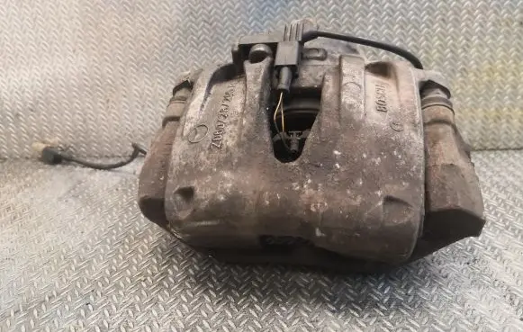 Mercedes-Benz E W211 Front brake caliper