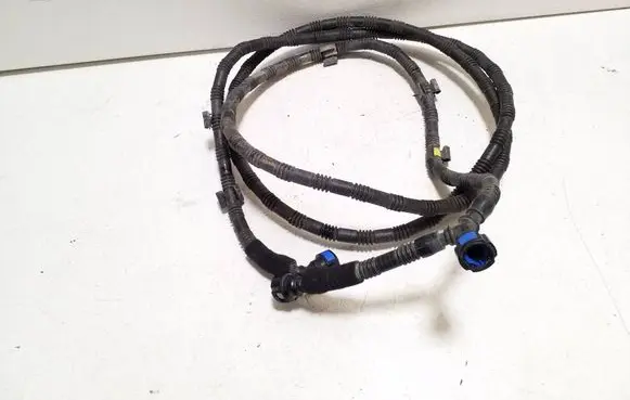 Audi TT TTS RS Mk3 8S Fuel line/pipe/hose 