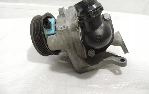 Opel Mokka Water pump 55484533