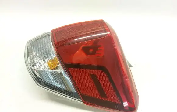 Subaru Forester SK Rear seatbelt SUBFORLAM7106987