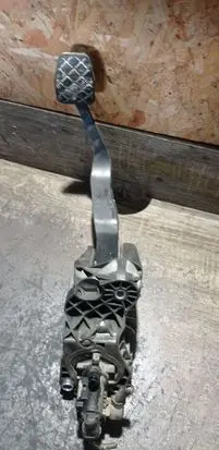 Clutch pedal