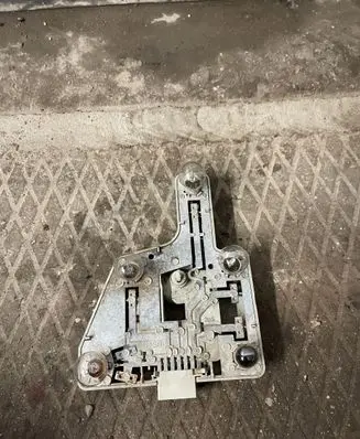 Mercedes-Benz C W202 Tail light bulb cover holder 3301 ULO3301