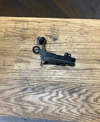 Nissan Note (E11) Engine mounting bracket 355120B