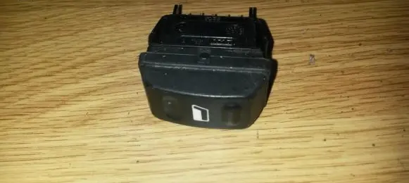 Citroen Xsara Picasso Electric window control switch