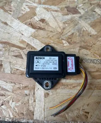 Mercedes-Benz E W211 ESP acceleration yaw rate sensor A0025426618 0015185 0265005246