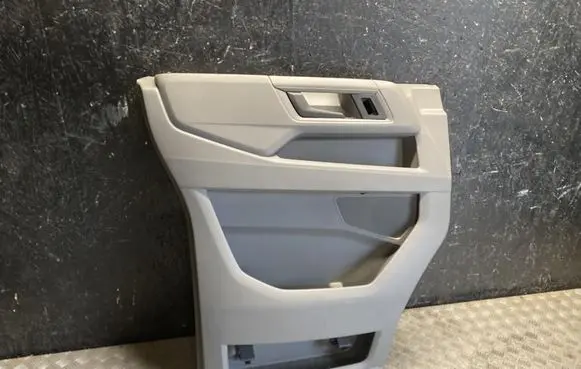 Man TGE 1gen Front door card panel trim 7C0857133AM