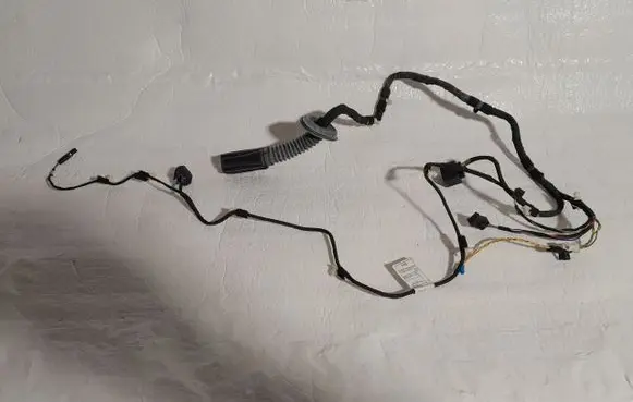 BMW X5 F15 EUR ISO radio connector 9323477