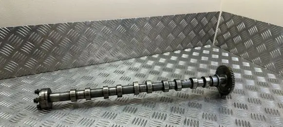 Volvo XC60 Camshaft 3077726