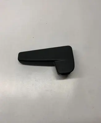Volkswagen Jetta VII Engine bonnet (hood) release handle 6R1823533