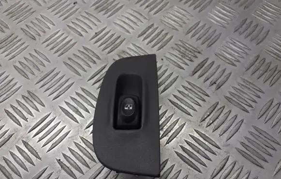 Renault Megane I Quarter vent window switch 7700429071