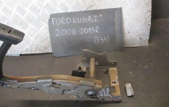 Ford Kuga I Steering wheel axle 2780AF